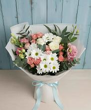 Букет цветов из:  Розы, Лизиантусы и Хризантемы в Аше