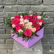 Цветочная композиция из Розы в коробке в Аше