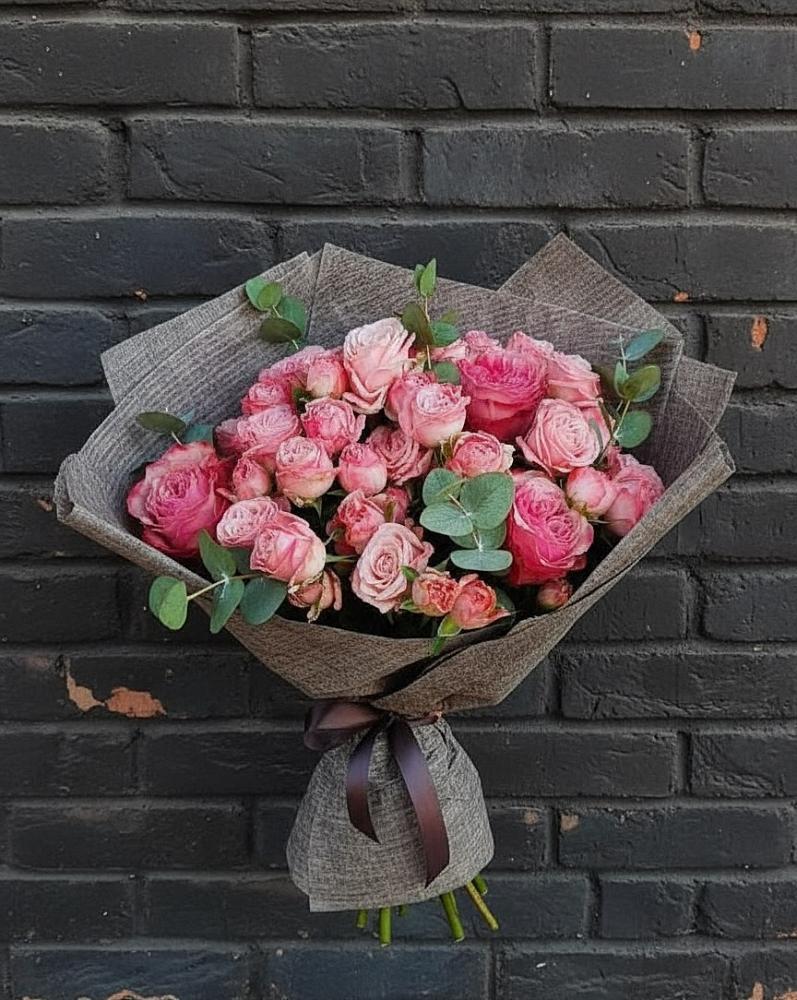 Букет цветов из: Розы в Аше