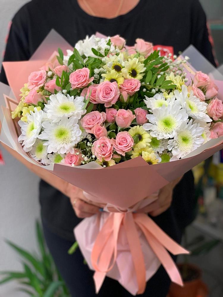 Букет цветов из: Розы и Хризантемы в Аше