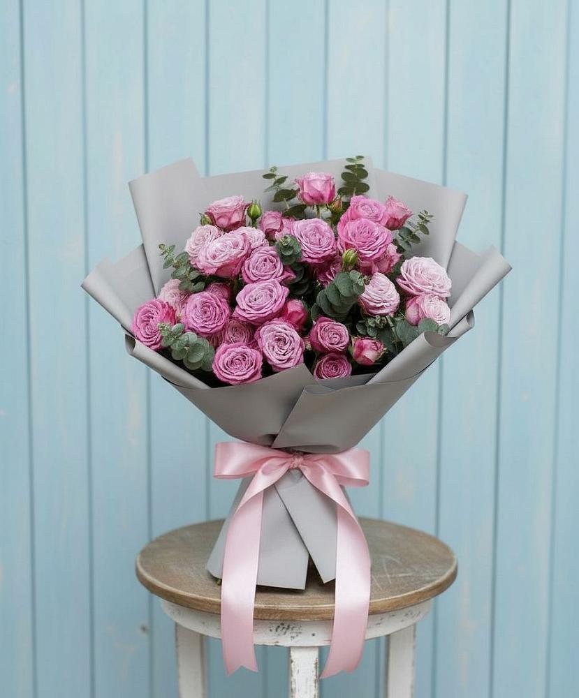 Букет цветов из: Розы в Аше