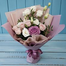Букет цветов из:  Розы и Лизиантусы в Аше