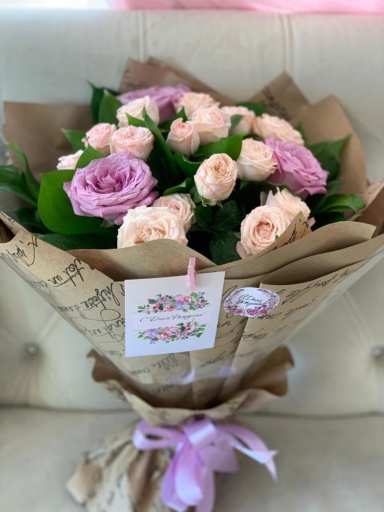 Букет цветов из: Розы в Аше