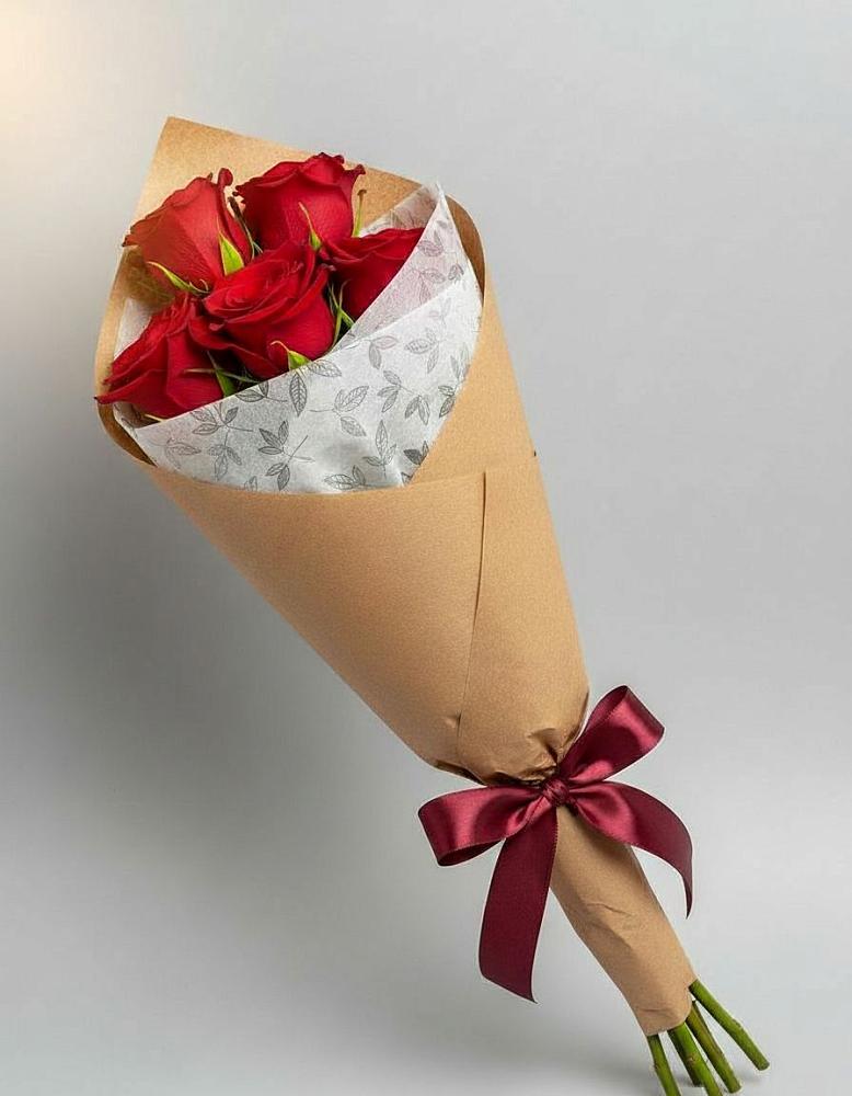 Букет цветов из: Розы в Аше