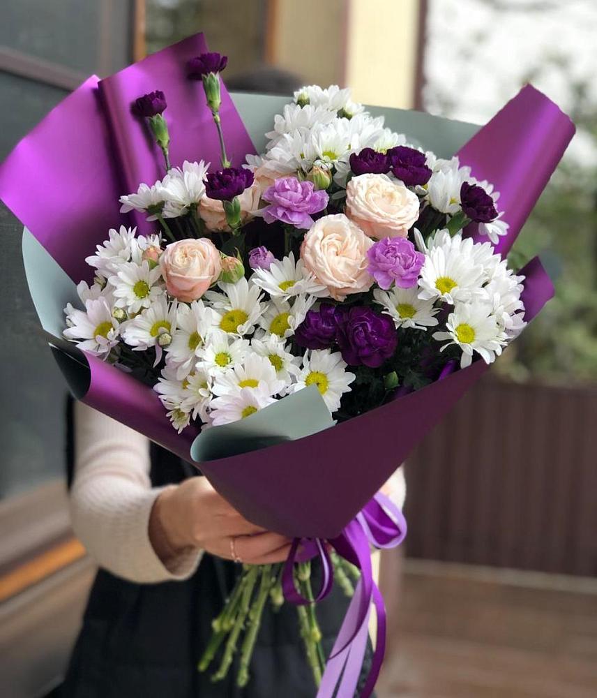 Букет цветов из: Хризантемы, Гвоздики и Розы в Аше