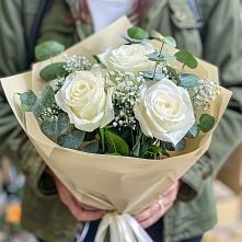 Букет цветов из:  Розы в Аше