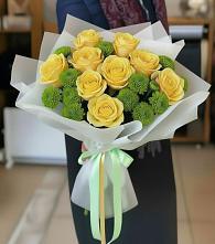 Букет цветов из:  Хризантемы и Розы в Аше