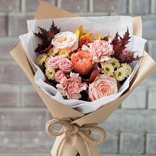 Букет цветов из:  Гвоздики, Хризантемы и Розы в Аше