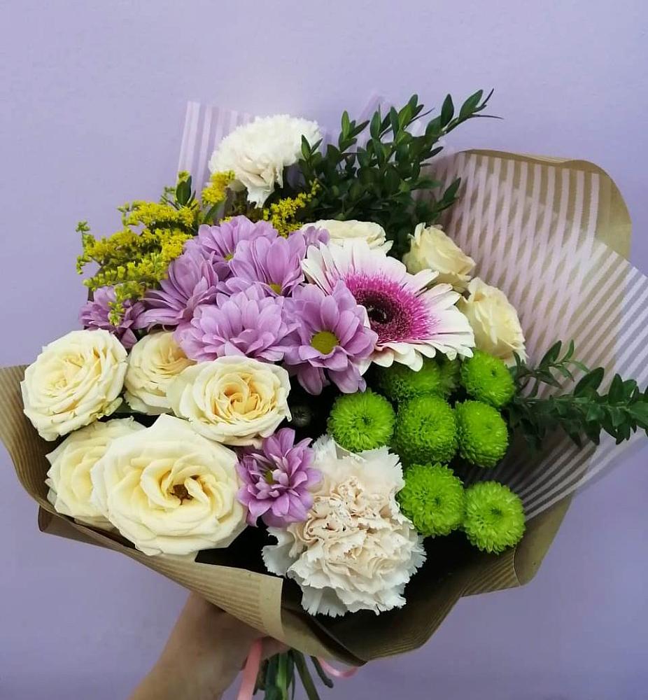 Букет цветов из: Хризантемы, Розы, Гвоздики и Герберы в Аше