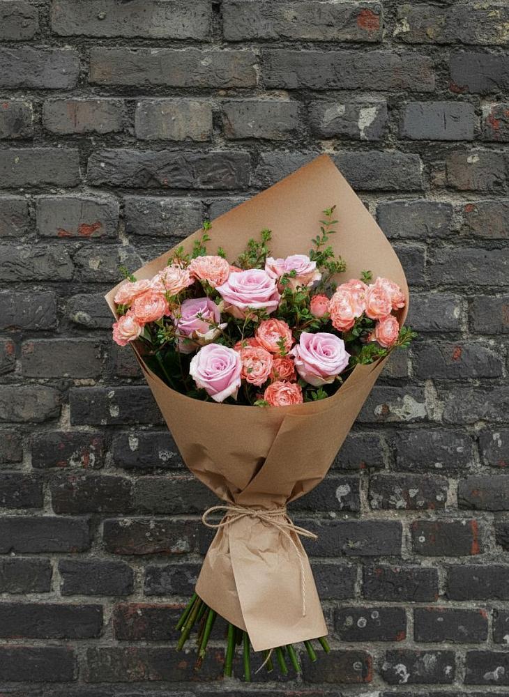 Букет цветов из: Розы в Аше