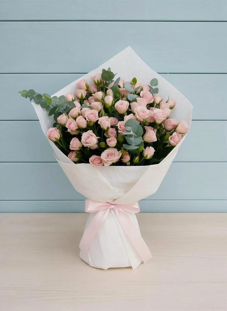 Букет цветов из: Розы в Аше