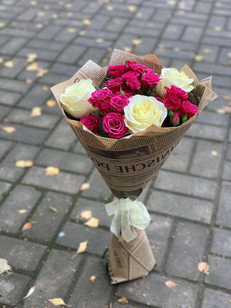 Букет цветов из: Розы в Аше