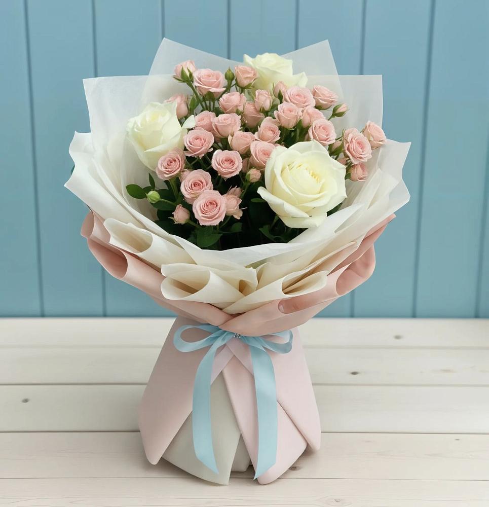 Букет цветов из: Розы в Аше