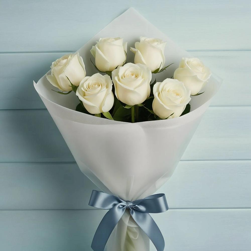 Букет 7 Белых роз Эдлесс Лав в Аше